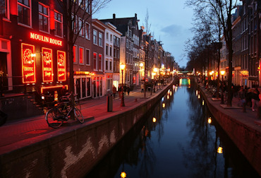 Prostitutes in Amsterdams red light district